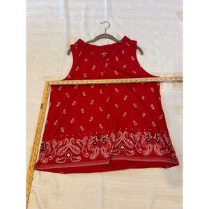 Ladies Sleeveless Top - EUC - Red w Paisley design